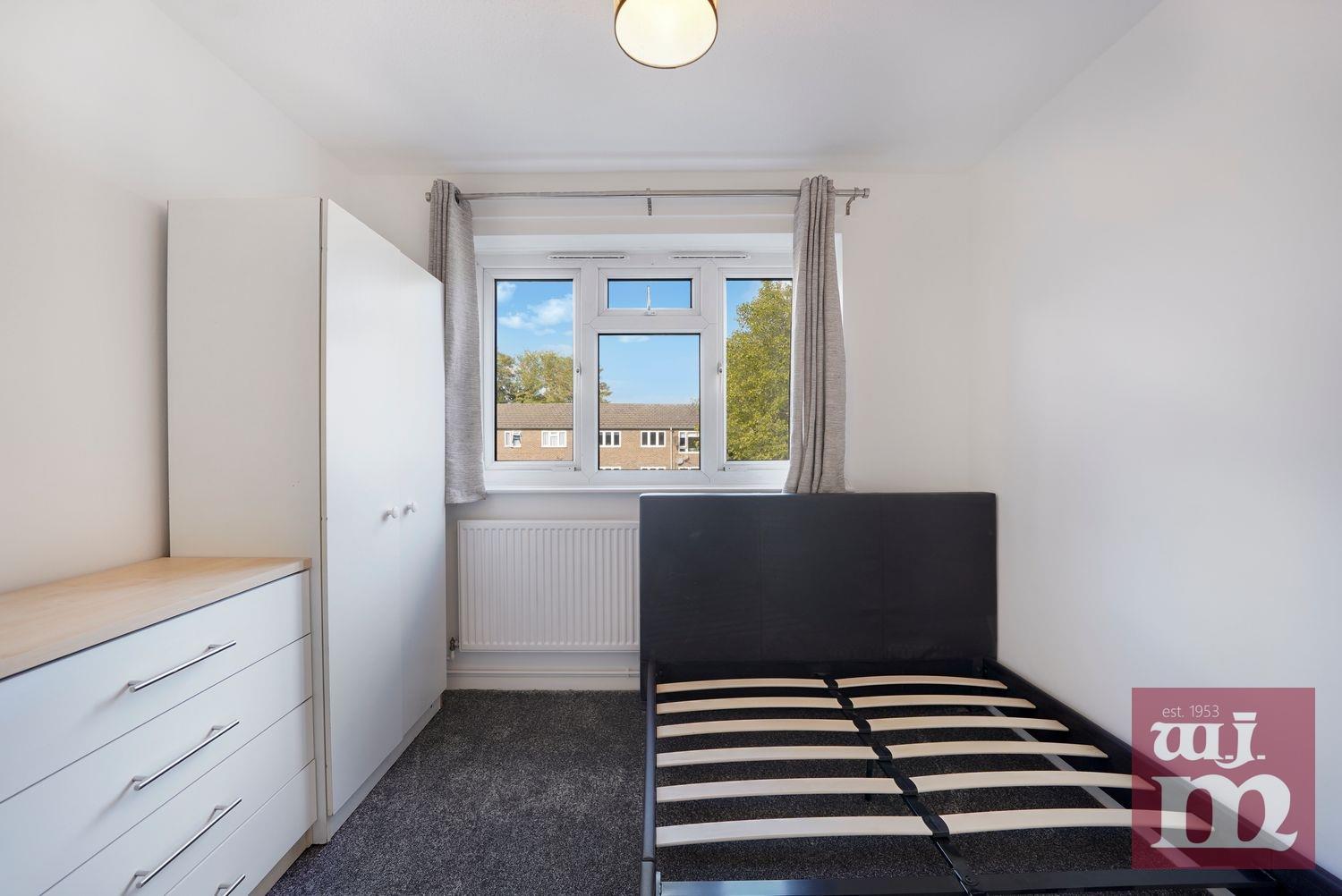 Brierly Gardens, Bethnal Green